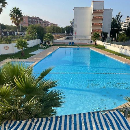 פורטימאו Comfort 1Bdr Apartment W/Pool By Lovelystay מראה חיצוני תמונה