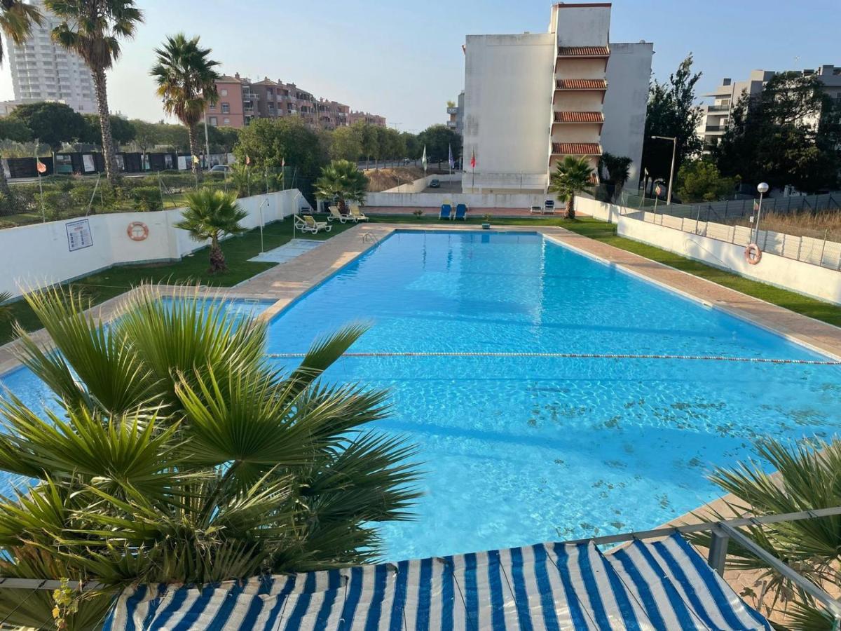 פורטימאו Comfort 1Bdr Apartment W/Pool By Lovelystay מראה חיצוני תמונה